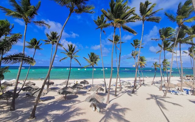 TrueCost Caribbean Paradise