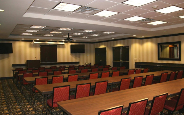 Hampton Inn & Suites Tulsa/Catoosa