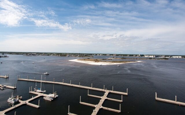 Crb1003 3 Bedroom Condo