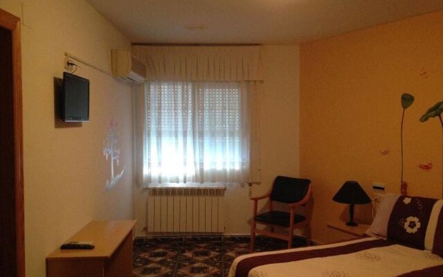 Hostal Restaurante Jaufil