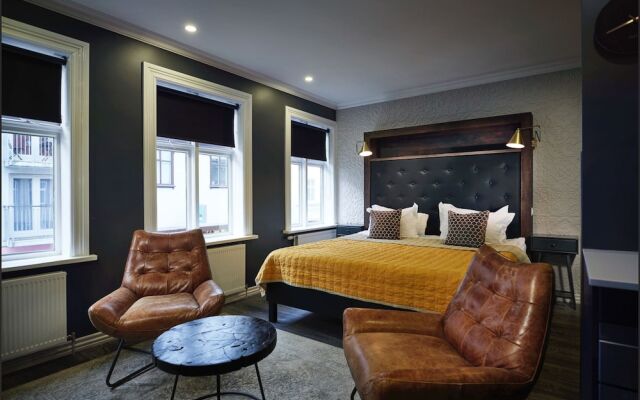 Vintage Apartment Hotel
