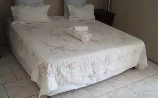 Afro-She Guest Lodge