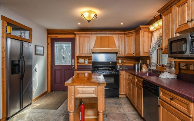 Streamside 4 Bedroom House