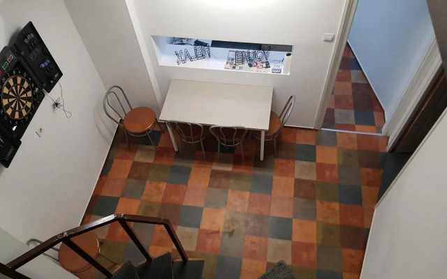 Junior Tower Apartment