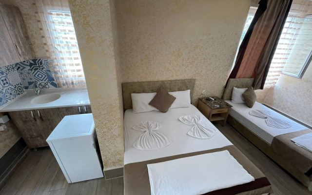 Ozgur Hotel Isiklar