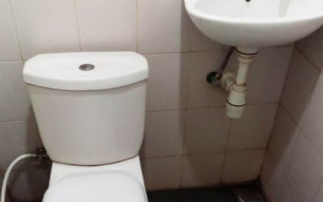 OYO Life 92779 Kost Arjuna