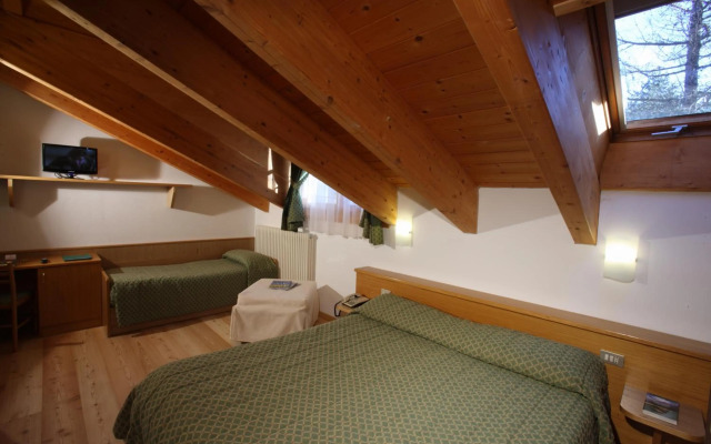 Hotel Garni Lago Nembia