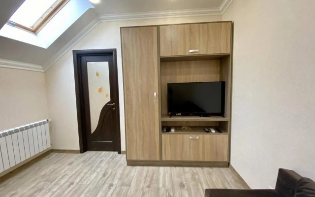 Sting Hotel & Event Palace