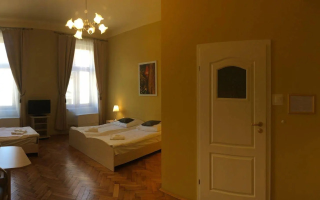 Aparthotel Maria