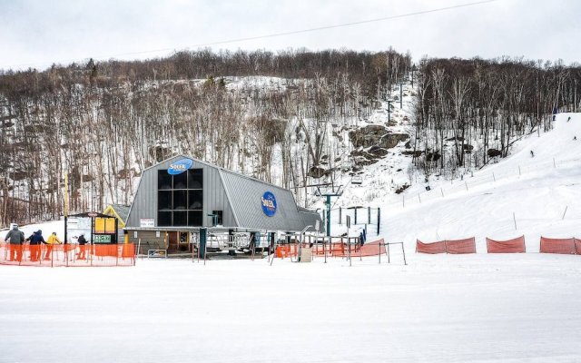 Mont-tremblant Country Chic Ski In/ski Out