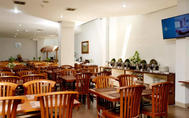 Hotel Dafam Rio