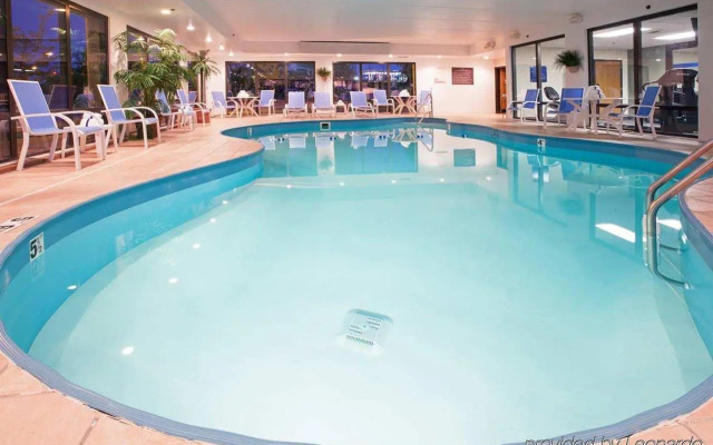 Hampton Inn by Hilton Youngstown-West I-80