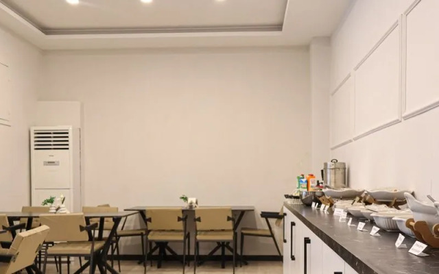 Home Plus Hotel