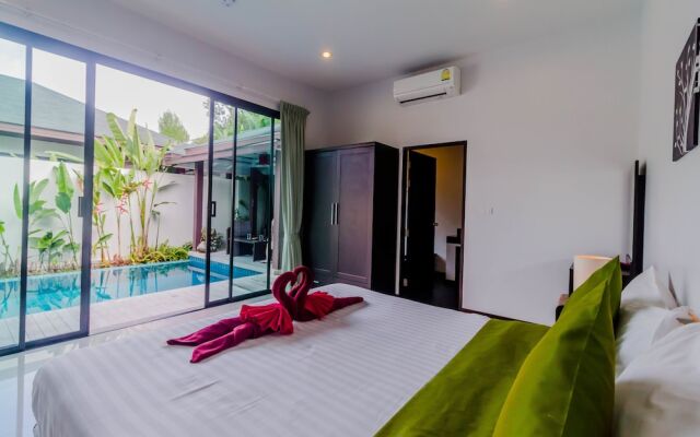 Tropical Pool Villas near Phuket Zoo