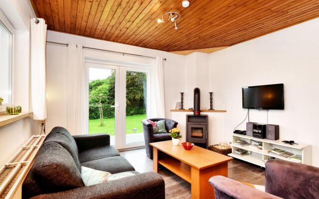 Charming Holiday Home in Gouvy with bubble bath