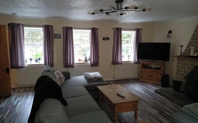 Snowdonia-3bedroom-2 Bathroom-petfriendly-garden
