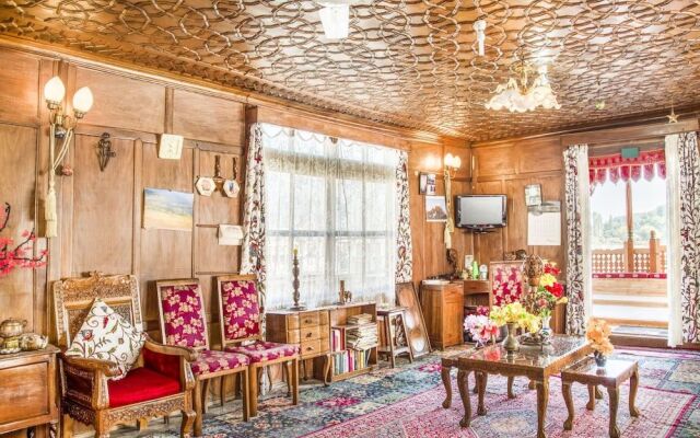 GuestHouser 1 BR Houseboat 1fda