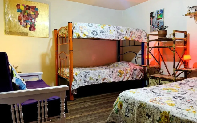 Candelaria Artistic House
