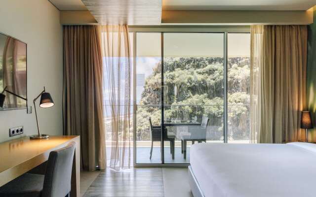 Saccharum Resort