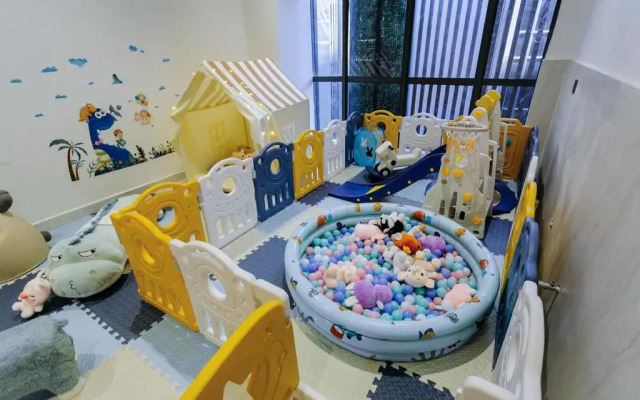 Ramada By Wyndham Vientiane Central