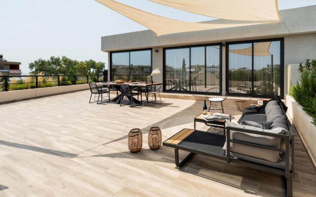 5BD Luxury Penthouse With Sea View
