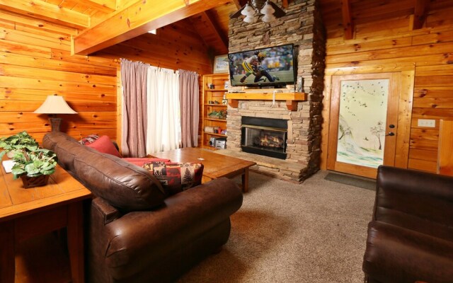 Snow Bear - Two Bedroom Cabin