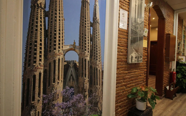 Hostal Orleans