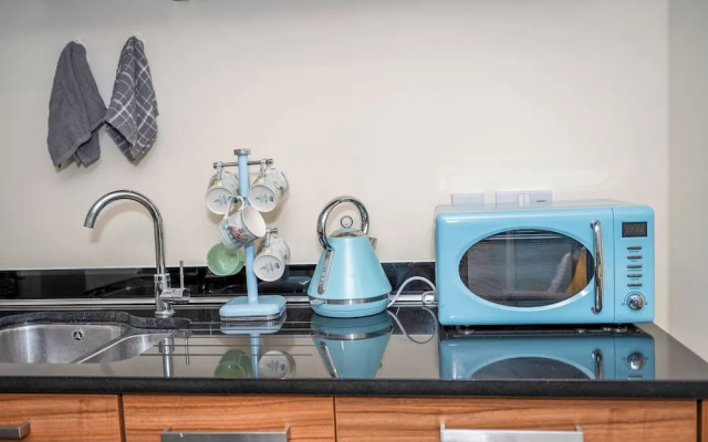 City Centre Location-family Friendly-free Parking