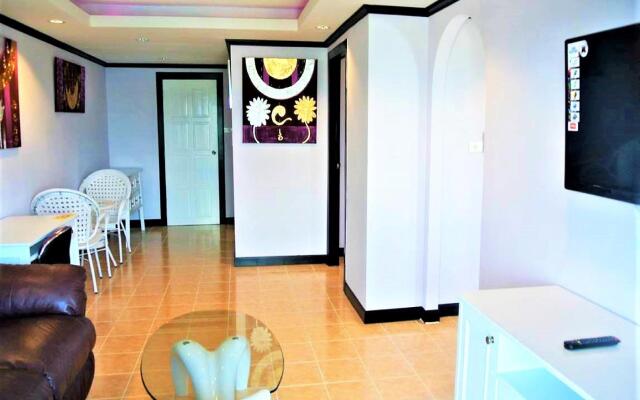 700 Meters to Jomtien Beach 8 Mins - Pattaya City