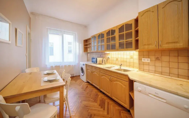 Old Town - 3 Bedroom 3 Bathroom Kitchen