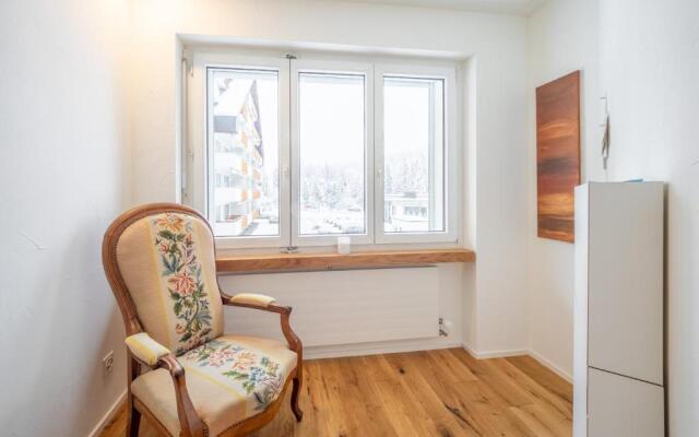 LAAX Homes - Val Signina 7-12