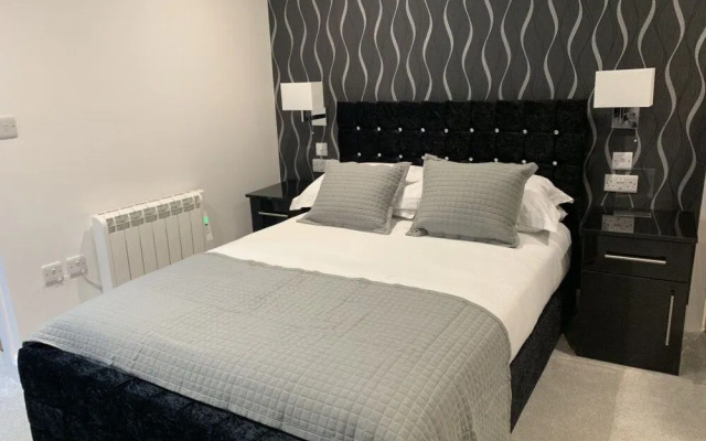 Modern city centre studio apartment!