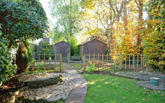 Grove House