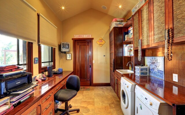 Aloha Spirit Maui 2 Bedroom Home by RedAwning