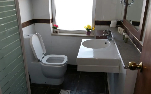 Beity Rose Suites Hotel