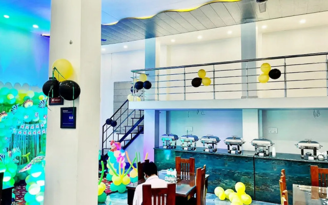 Gracious by Vishesh Hotels & Home Stay