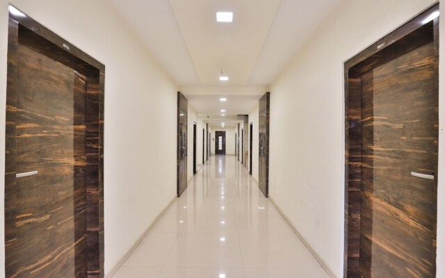 OYO 27633 Hotel Dan