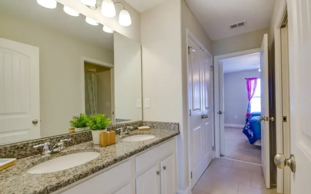 H5294 Ultimate 6 Bedroom 5 Bathroom Home With Pool