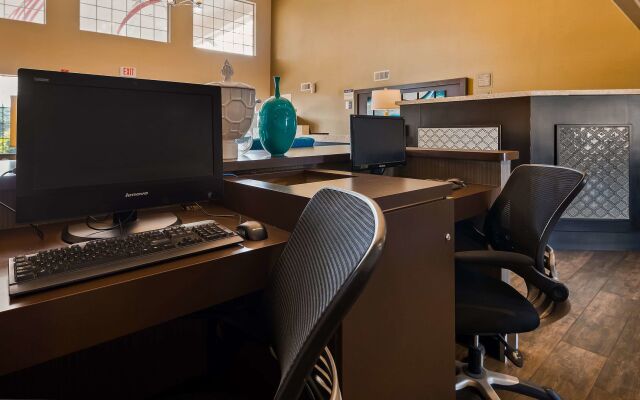 Best Western Liberty Inn