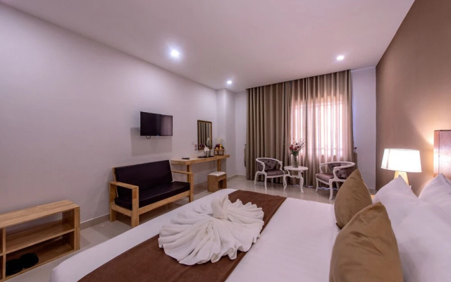 Double S Hotel