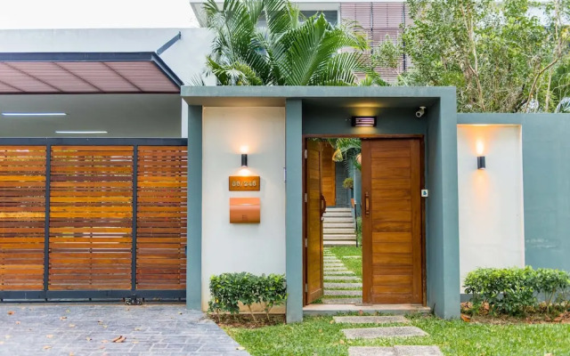 Moin Lakeside Pool Villa ChiangMai