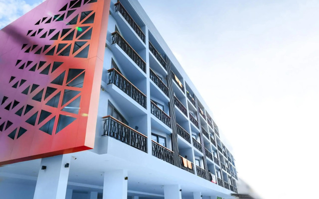 Phoenix Hotel Karon Beach