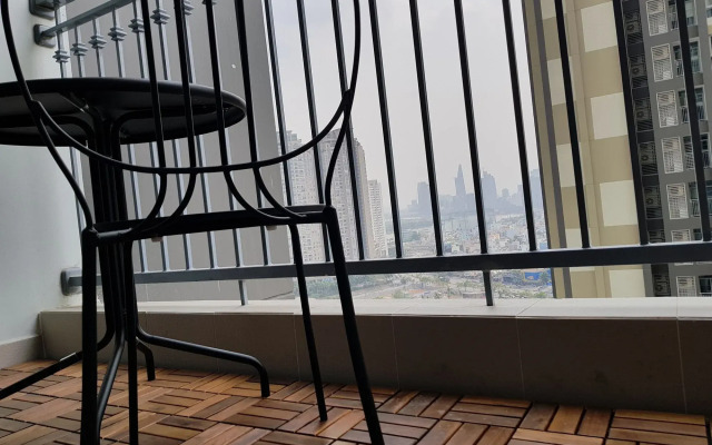 Central Park 1 Bedroom Apartment