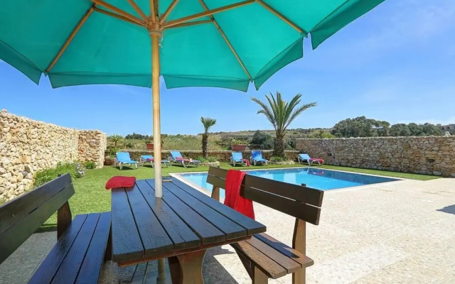Villa Savona 3 Bedroom Villa With Private Pool