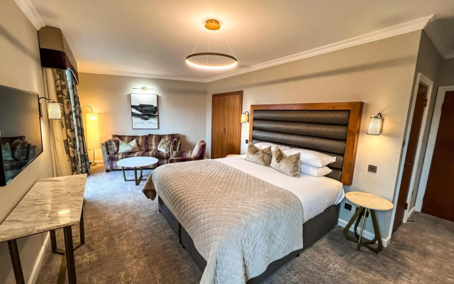 Lodore Falls Hotel & Spa
