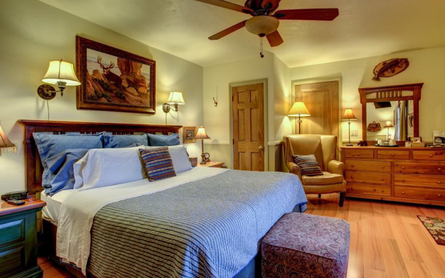 The Loubird Inn