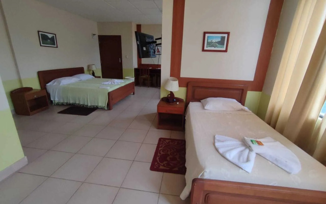 Jr Hotel