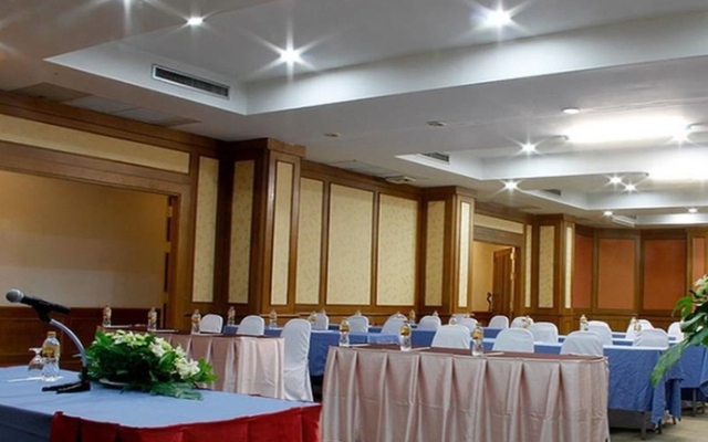 拉差布里黄金城市酒店(Golden City Hotel Ratchaburi)