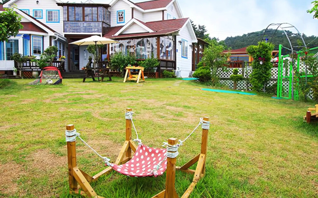 Anmyeondo Red Sun Pension