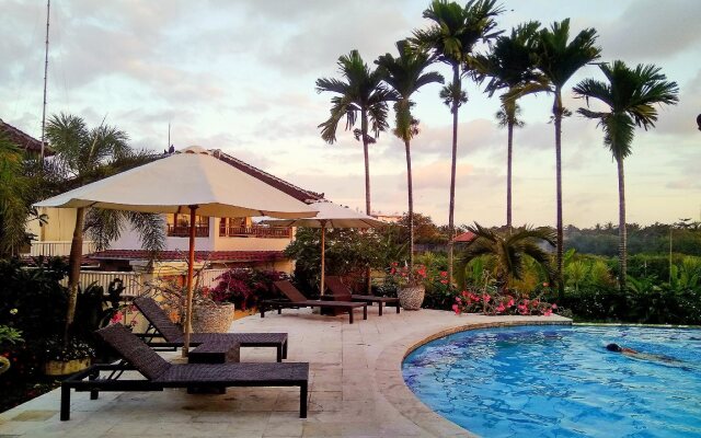 Nipuri Hotel